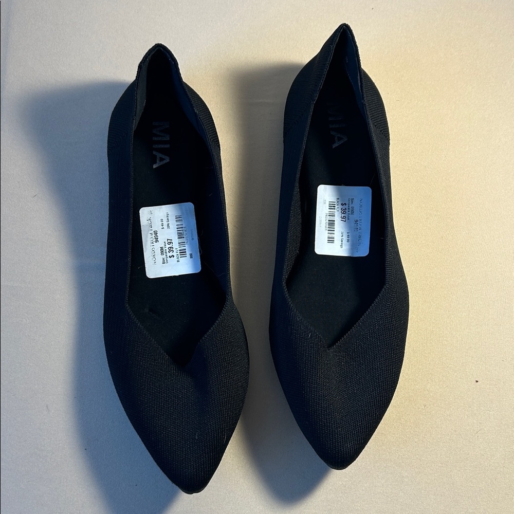 MIA Black Pointed-Toe Knit Flats - Slip-On Style